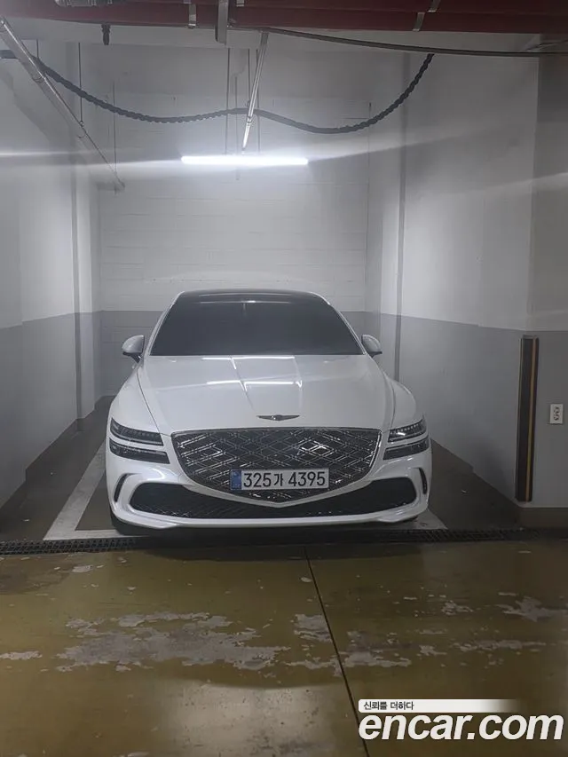 Genesis G80 RG3 — Фото автомобиля 3