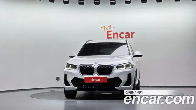 BMW iX3 G08 (2020–2024) — Фото автомобиля 3