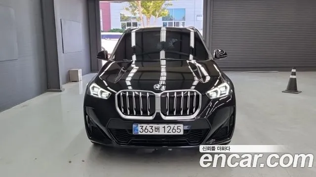 BMW X1 U11 — Фото автомобиля 3