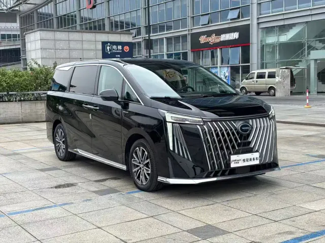 GAC Trumpchi M8 — Фото автомобиля 3