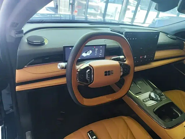 Geely Galaxy Xingyao 8 — Фото автомобиля 9