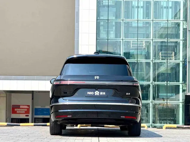 Nio ES8 — Фото автомобиля 6