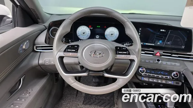 Hyundai Avante CN7 — Фото автомобиля 13