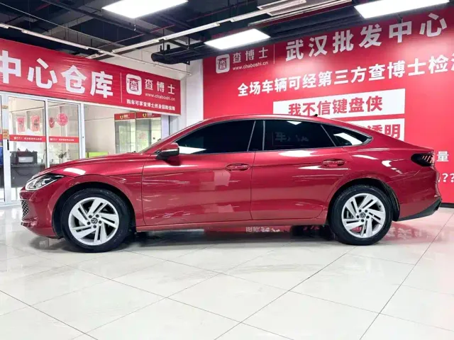 Volkswagen Lamando — Фото автомобиля 4
