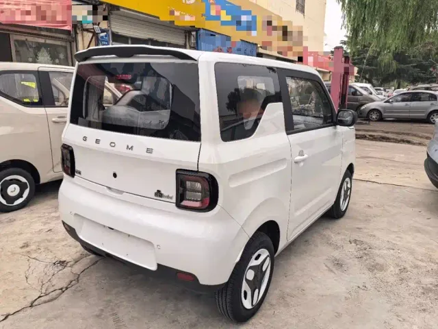 Geely Panda — Фото автомобиля 6