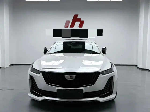Cadillac CT5 — Фото автомобиля 2