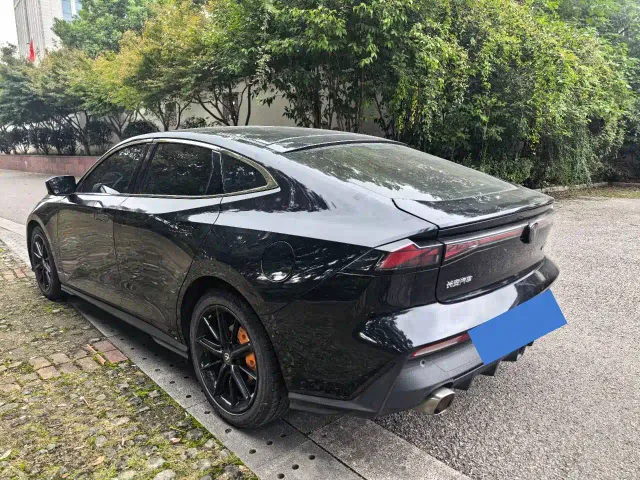 Changan UNI-V — Фото автомобиля 4