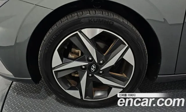 Hyundai Avante — Фото автомобиля 5