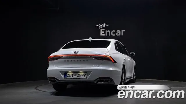 Hyundai Grandeur Новый Grandeur IG — Фото автомобиля 4