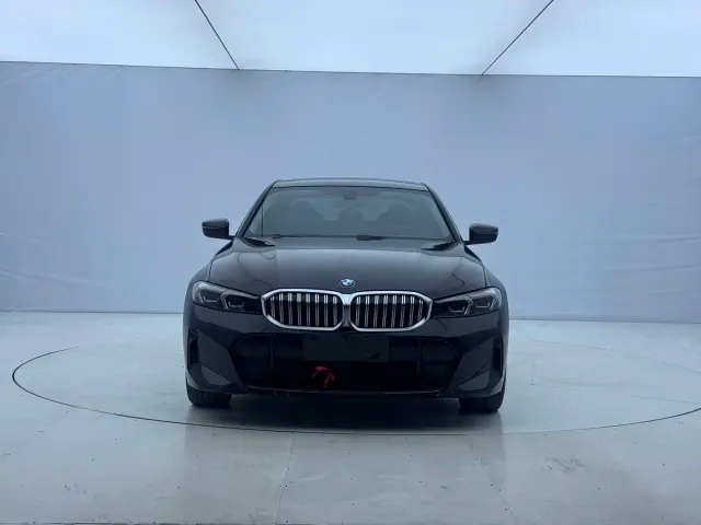 BMW 3 Series — Фото автомобиля 2