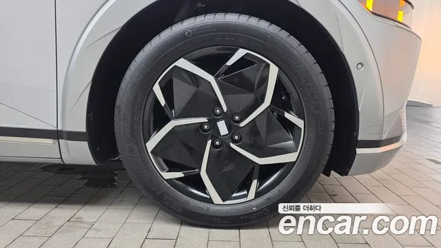 Hyundai Ioniq5 Ioniq5 Long Range AWD — Фото автомобиля 19