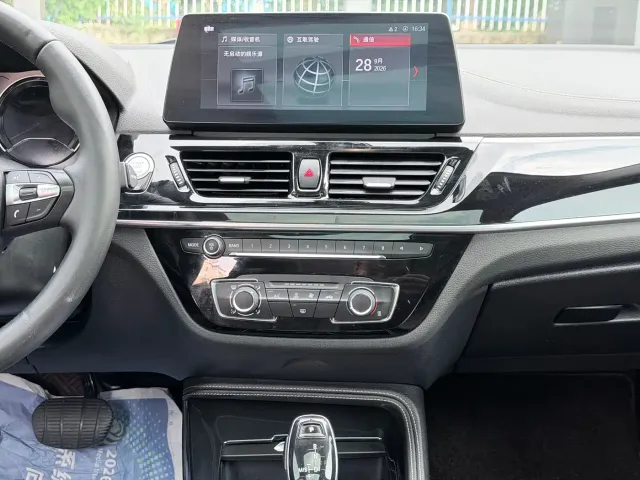 BMW 1 Series — Фото автомобиля 11