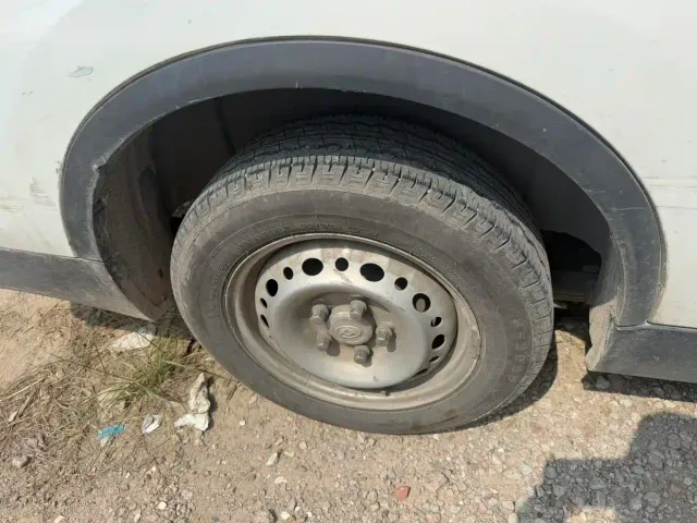 Maxus EV30 — Фото автомобиля 10