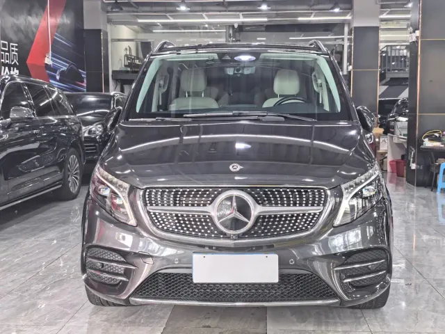 Mercedes-Benz V-Class — Фото автомобиля 2
