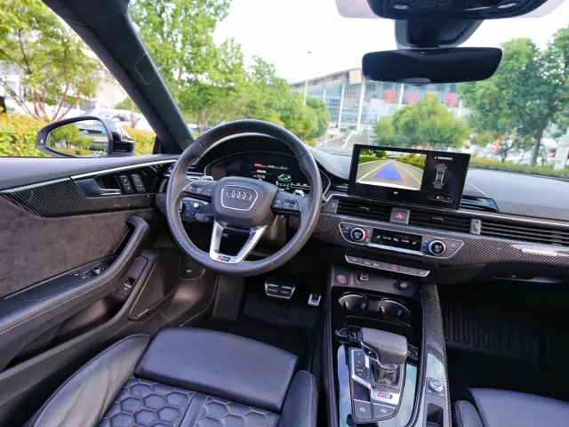 Audi RS 5 — Фото автомобиля 9