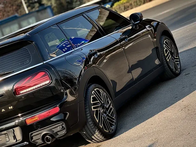MINI Clubman — Фото автомобиля 15