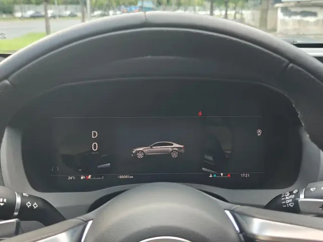 Jaguar XEL — Фото автомобиля 7