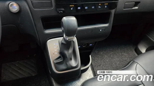 Hyundai Staria — Фото автомобиля 12