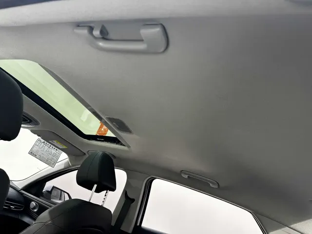 Hyundai Elantra — Фото автомобиля 27