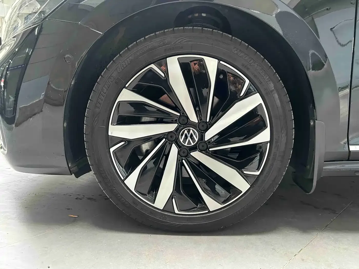 Volkswagen Passat 2022 330TSI Starlight Luxury Edition — Фото автомобиля 3