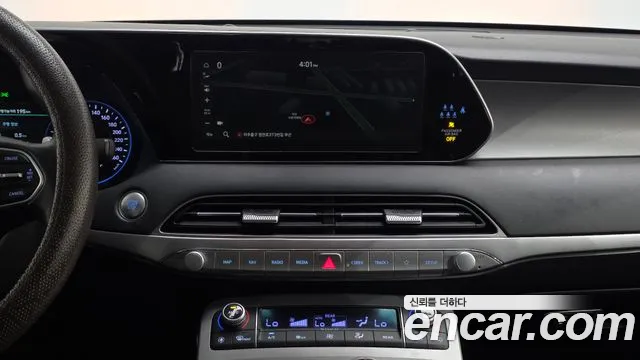 Hyundai Palisade Palisade Дизель 2.2 2WD — Фото автомобиля 13