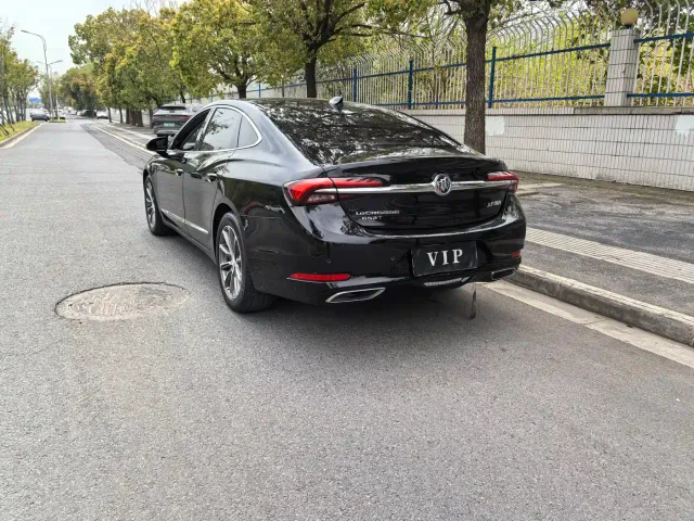 Buick LaCrosse — Фото автомобиля 5