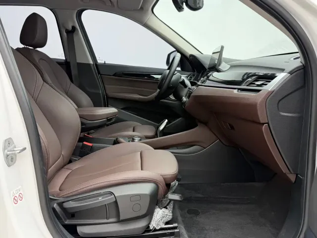 BMW X1 — Фото автомобиля 11