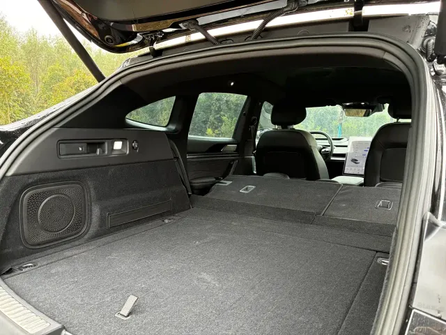 Hozon Nezha S Shooting Brake — Фото автомобиля 12