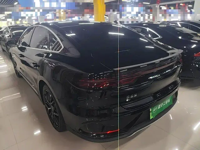 BYD Han — Фото автомобиля 22