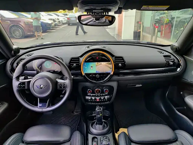 MINI Clubman — Фото автомобиля 10
