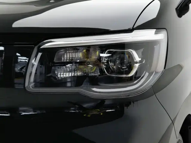 Wuling Zhiguang NEV — Фото автомобиля 7