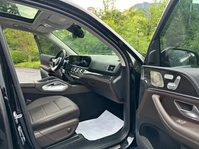 Mercedes-Benz GLS-Class — Фото автомобиля 11