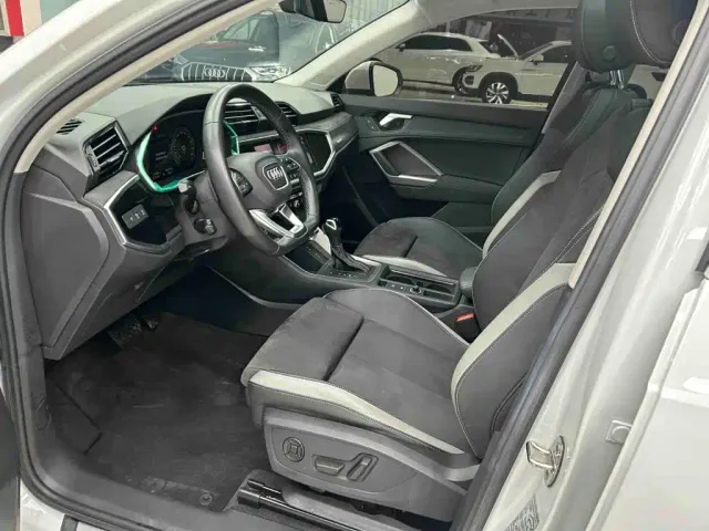 Audi Q3 — Фото автомобиля 16