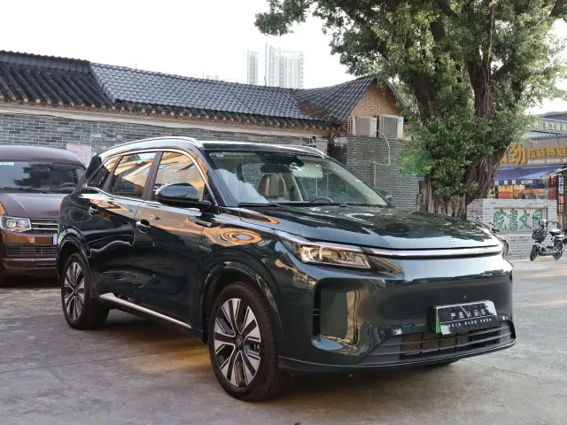 Landian E5 PLUS — Фото автомобиля 3