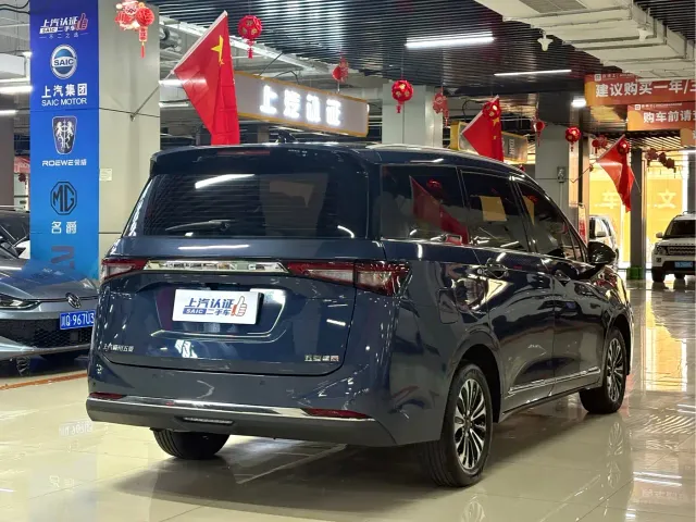 Wuling Jiachen — Фото автомобиля 5