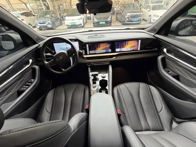 Geely Xingyue L — Фото автомобиля 6