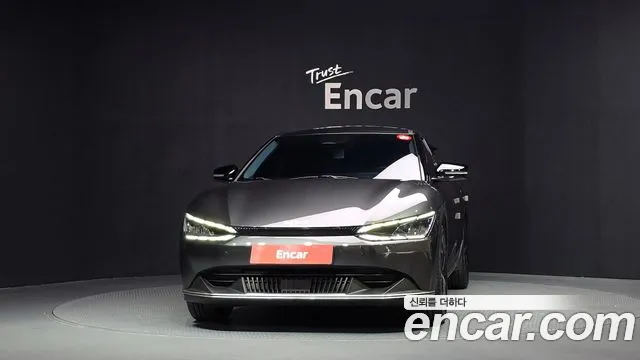 Kia EV6 — Фото автомобиля 3