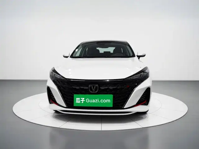 Changan Eado — Фото автомобиля 23