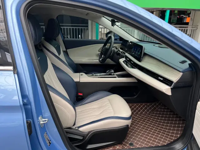 Chery Arrizo 8 — Фото автомобиля 5