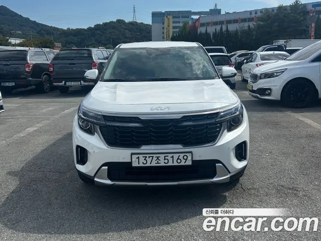 Kia Seltos — Фото автомобиля 3