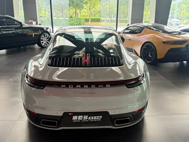 Porsche 911 — Фото автомобиля 4