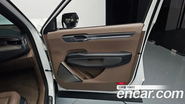 Kia EV9 — Фото автомобиля 24