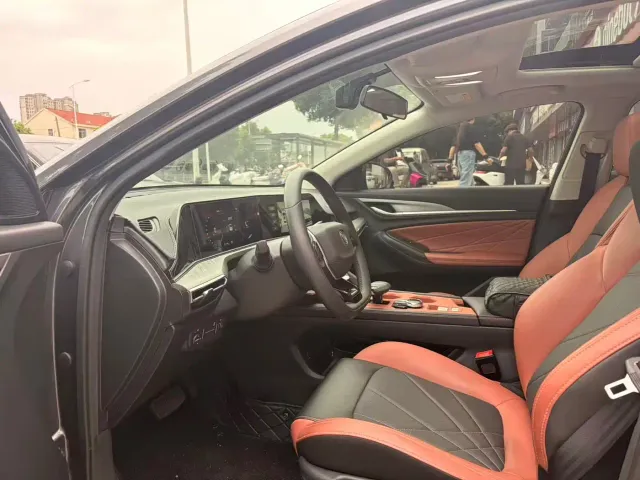 Changan Eado — Фото автомобиля 7