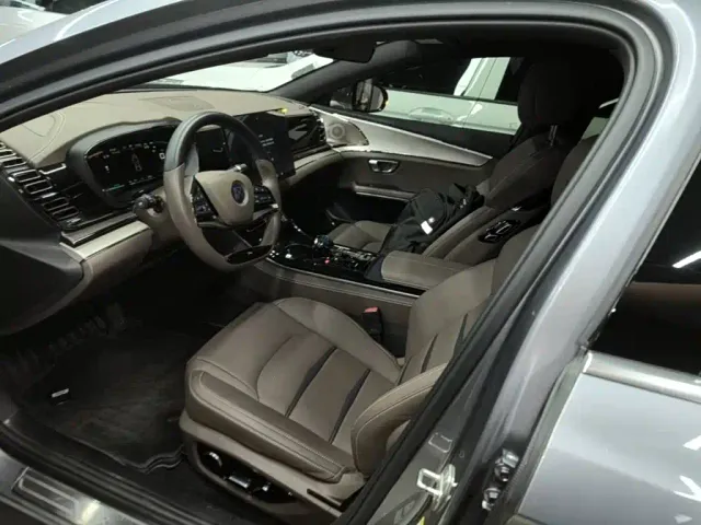 BYD Han 2020 EV Extended Range Luxury — Фото автомобиля 10