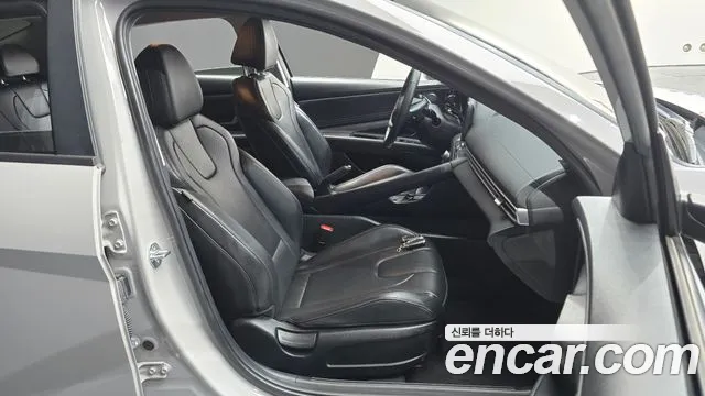 Hyundai Avante CN7 — Фото автомобиля 16