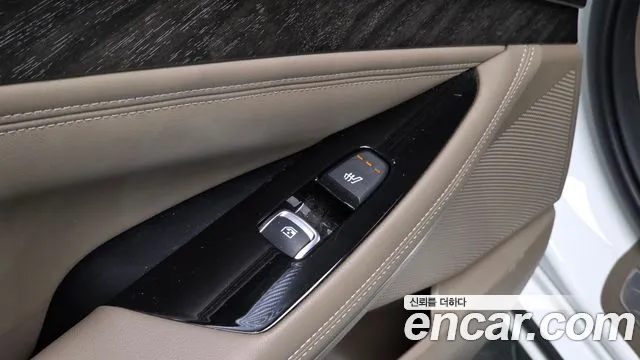 Kia K8 Hybrid — Фото автомобиля 17