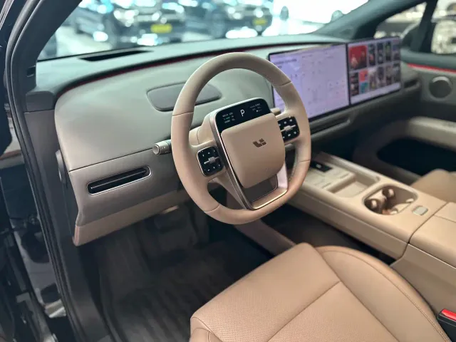 Li Auto i6 — Фото автомобиля 6