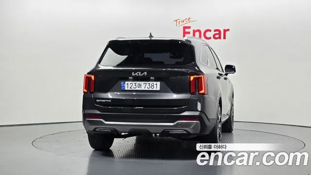 Kia Sorento Новый Sorento 4 поколение Бензин 2.5T 2WD — Фото автомобиля 4