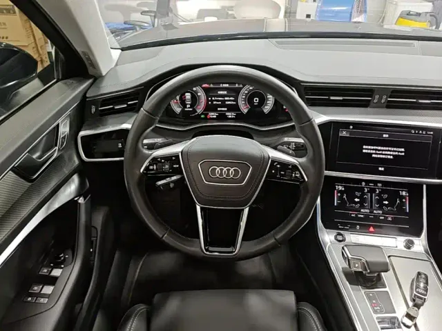 Audi A6L — Фото автомобиля 10