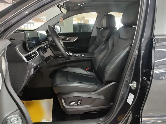 Chery Tiggo 8 PLUS — Фото автомобиля 14